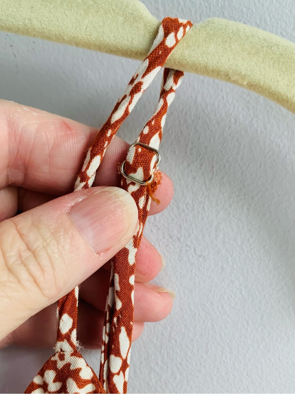 Lulu's Crop Top Rust White Ditsy Floral Spaghetti Strap Boho Summer Cute Medium - Picture 4 of 7